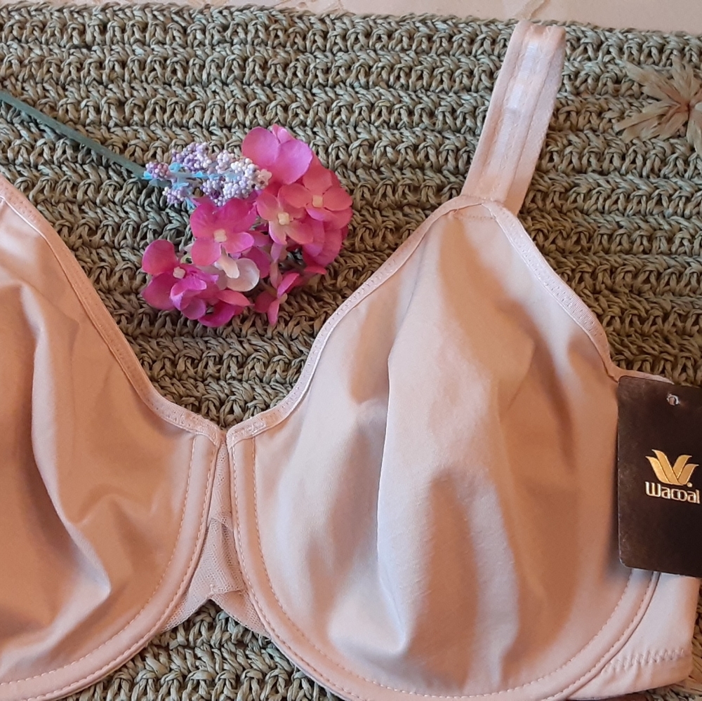 NWT Wacoal Precise Finish Minimizer Bra 32DD 85726